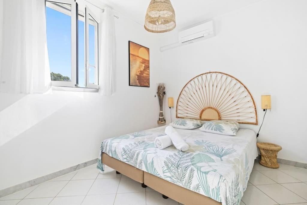 La Villa Julia - Calme - Spacieux - Parking Prive - Climatisation Menton Extérieur photo