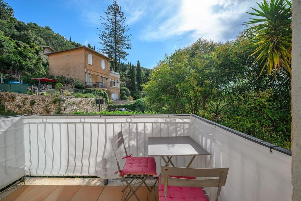La Villa Julia - Calme - Spacieux - Parking Prive - Climatisation Menton Extérieur photo